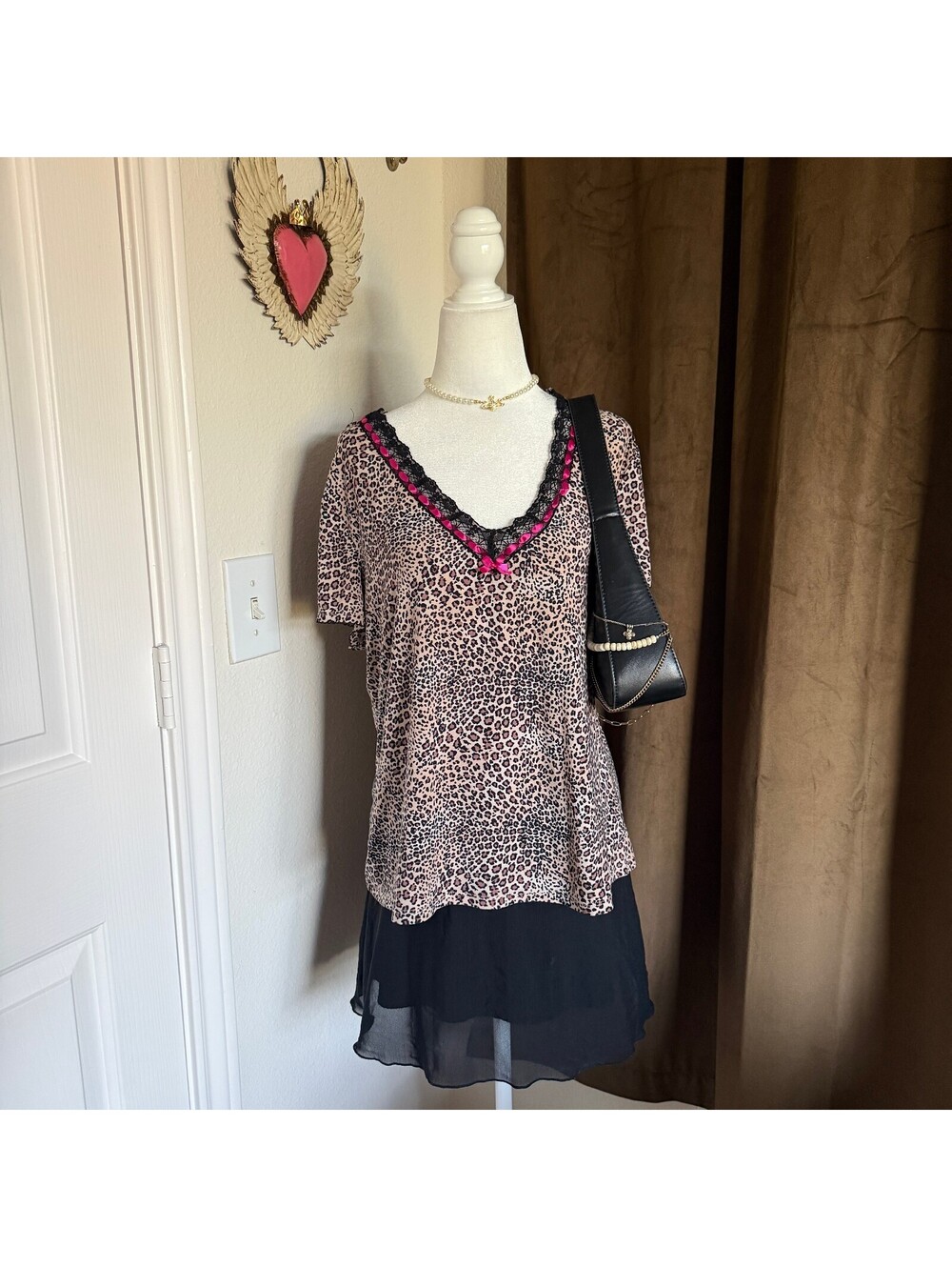 Studio Donatella Leopard Print Pink Lace Trim Top V-Neck Bow Coquette Sz Large